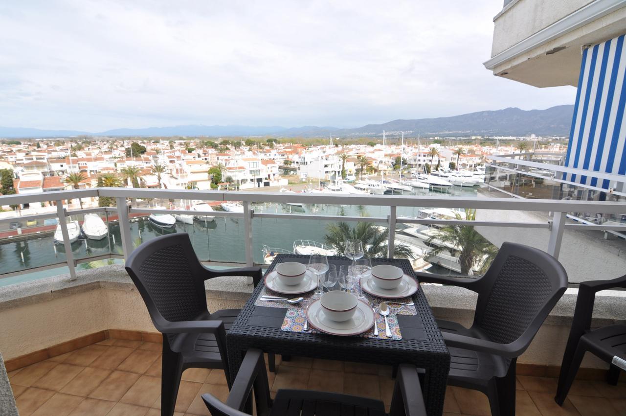 Rnet - Nautic Empuriabrava Apartment Luaran gambar